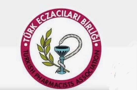 TÜRK ECZACILARI BİRLİĞİ’NDEN TEPKİ: “BEYAZ ÖNLÜK ECZACININ KİMLİĞİDİR”