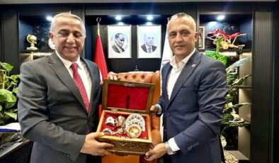 Kahramanmaraş Ziraat Odası Başkanlarından Gaziantep İl Tarım Müdürü İbrahim Sağlam’a Hayırlı Olsun Ziyareti
