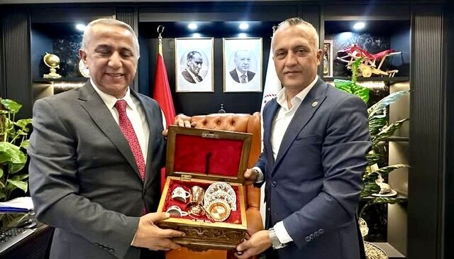 Kahramanmaraş Ziraat Odası Başkanlarından Gaziantep İl Tarım Müdürü İbrahim Sağlam’a Hayırlı Olsun Ziyareti