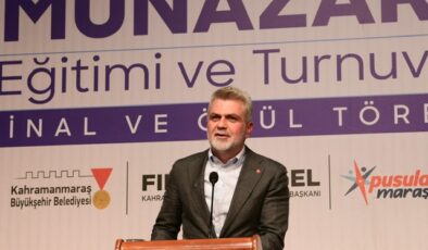 Gençlerin Sözü Geleceğe Işık Tuttu;Münazara Turnuvası Finali Nefes Kesti