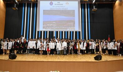 Kahramanmaraş Sütçü İmam Üniversitesi’nde Tıp Fakültesi Öğrencileri Beyaz Önlüklerini Giydi