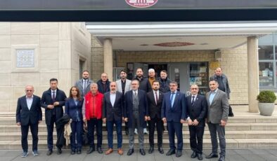 AK Parti MKYK Üyesi Mahir Ünal Almanya’da