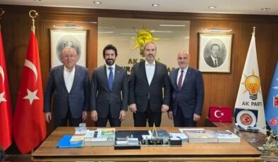 AK Parti Heyeti Kahramanmaraş’ta İl Başkanlığını Ziyaret Etti
