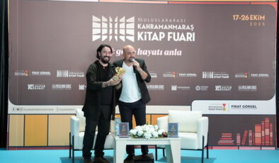 Kitap Fuarı, İkinci Gününde Batı ve ToytokSöyleşisiyle Devam Etti