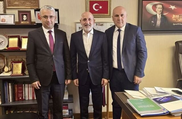 Ali Öztunç: “Aslolan halktır, milletimizle birlikte yürümeye devam edeceğiz”