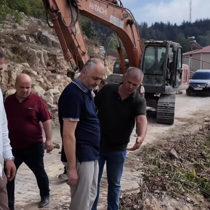 Andırın Belediyesi’nden Pınarbaşı Mahallesine Yeni Yol Konforu
