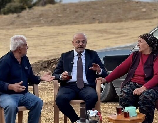 Afşin’de Parke Yol Çalışmaları Devam Ediyor