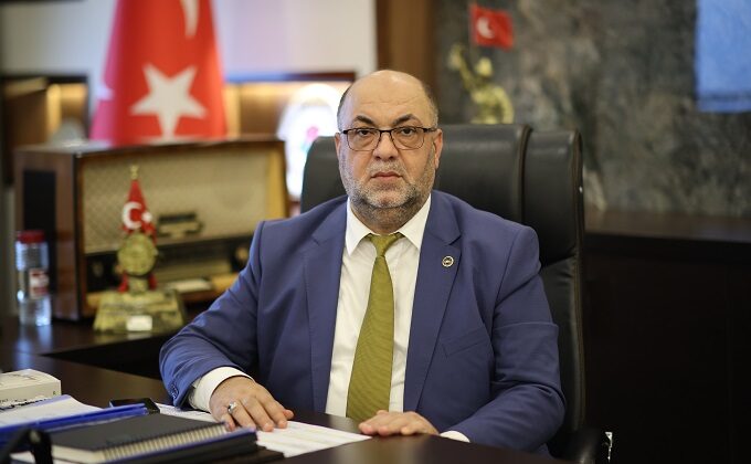 DULKADİROĞLU’NDA YOL SEFERBERLİĞİ SÜRÜYOR