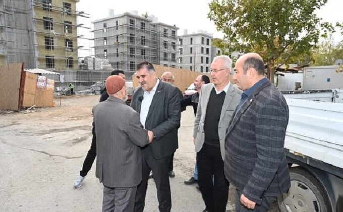 Başkan Mehmet Karaca’dan Esnaf ve Vatandaş Ziyaretleri