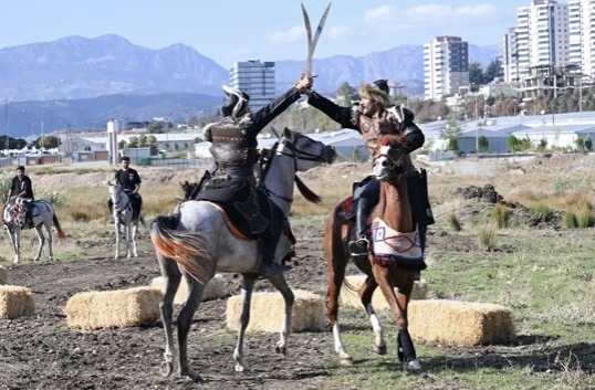 KSÜ’de Geleneksel Spor Etkinlikleri Düzenlendi