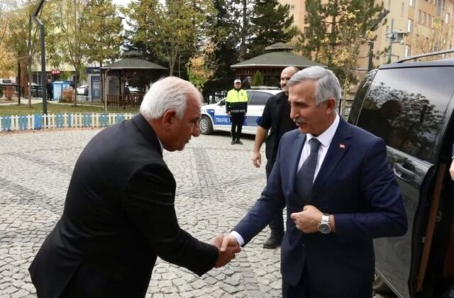 Vali Ünlüer’den Göksun Belediyesi’ne Ziyaret