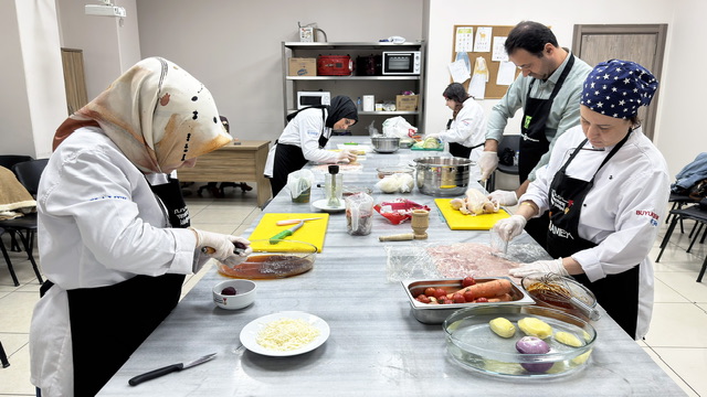 Kahramanmaraş Gastronomisinin Yeni Aşçıları KAMEK’te Yetişiyor