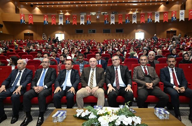 24 Kasım Öğretmenler Günü KSÜ’de Kutlandı
