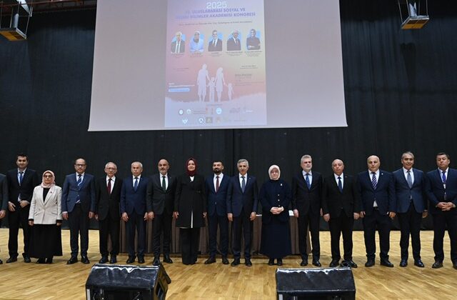 3. Uluslararası Sosyal ve Beşerî Bilimler Akademisi Kongresi Başladı