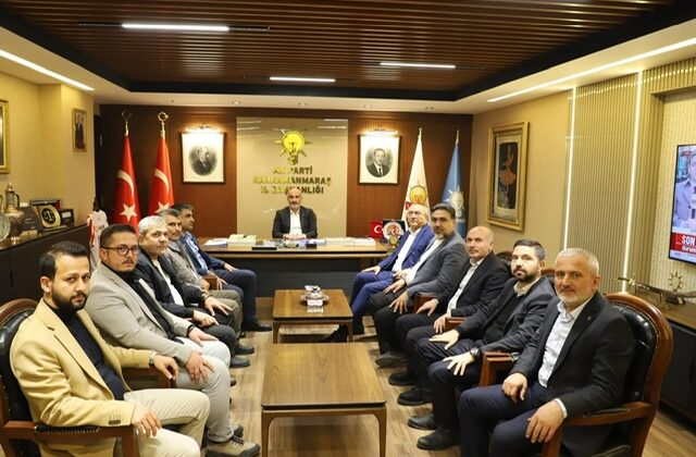 AK PARTİ İL BAŞKANLIĞINA MÜTEAHHİTLER BİRLİĞİNDEN ZİYARET