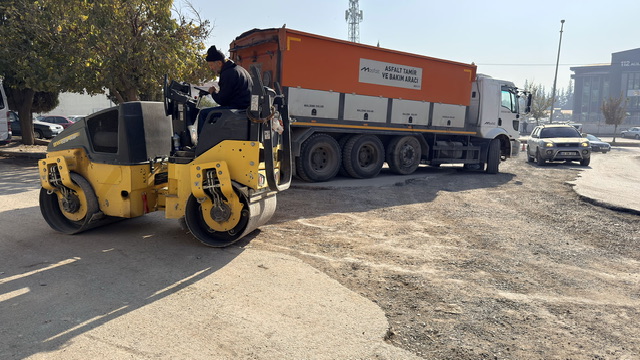 Altyapısı Tamamlanan Yollar Bir Bir Tamir Ediliyor
