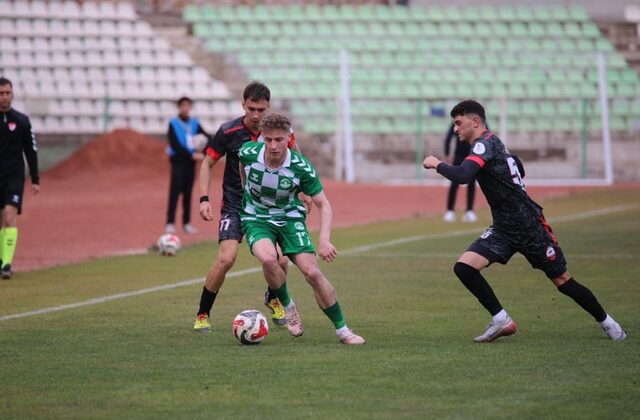 Kahramanmaraşspor Kırşehir Deplasmanından Ağır Yenilgiyle Döndü: 4-1