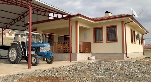 Kahramanmaraş’ta Depremzedeler Tevekkeli Köy Evlerine Yerleştirildi