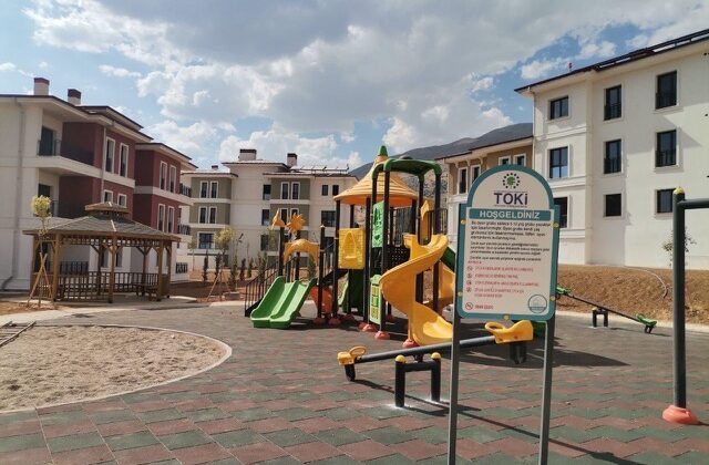 Kahramanmaraş’ta “Deprem Bebek” En Küçük Hak Sahibi Oldu