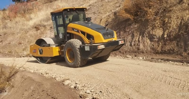 Dulkadiroğlu Belediyesi Başdervişli Mahallesi’nde Yol Çalışmalarını Sürdürüyor