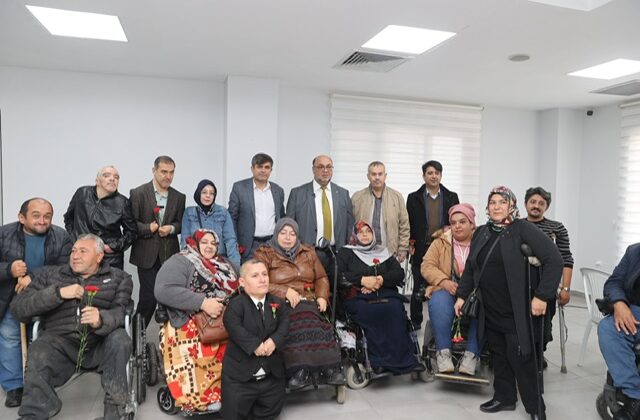 Başkan Akpınar: “Engelleri Birlikte Aşıyoruz”