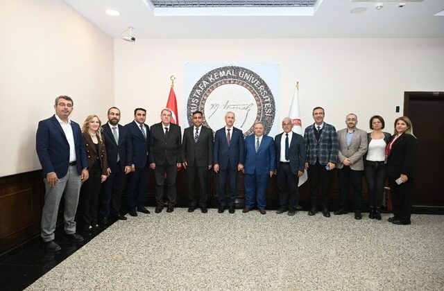 Kahramanmaraş Sütçü İmam Üniversitesi’nin ve KSÜ-TEKNOKENTİN Ortak Olduğu Mesleki Girişimcilik Hareketliliği Konsorsiyumu (VEMİ) Açılış Toplantısı ve İmza Töreni Hatay’da Gerçekleştirildi