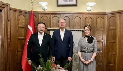 MHP’li Karakoç’tan Kopenhag Temasları: “Türkiye’nin Stratejik Kararlılığı Net Şekilde Ortaya Koyuldu”