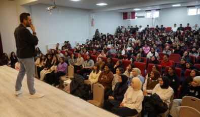 Pusula Maraş’tan Gençlere Sınav Yolculuğunda Destek; Gri Koç Bu Kez Pazarcık’ta