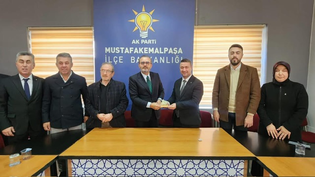Mahir Ünal’dan AK Parti Mustafa Kemalpaşa Teşkilatına Ziyaret