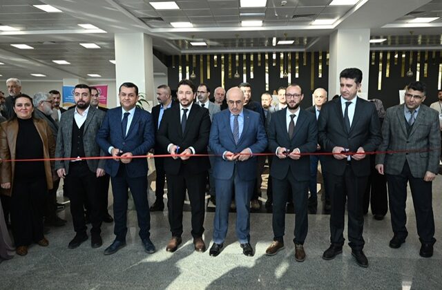 KSÜ’de Kahramanmaraş’ın Zenginliklerini El Sanatlarıyla Buluşturan Sergi Açıldı