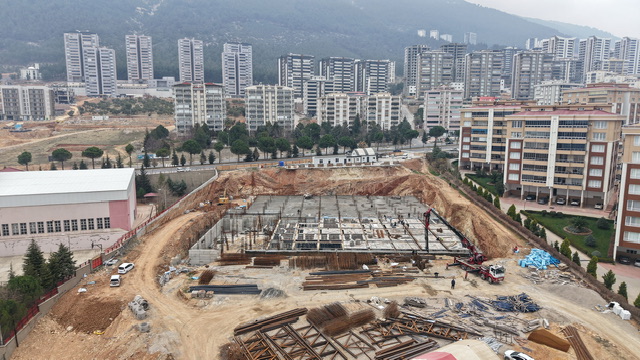 Kahramanmaraş Gençlik ve Spor Merkezi Yükseliyor…