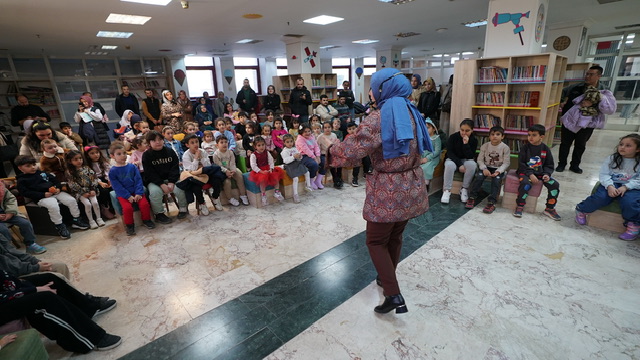 Edebiyat Şehrinde Çocuklara Masal Dinletisi