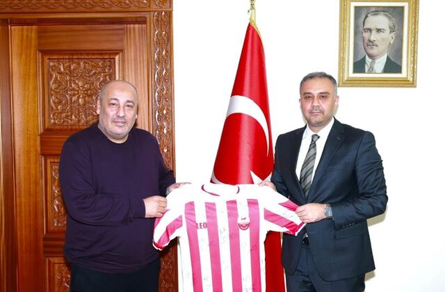 Kahramanmaraşspor Yönetiminden Başkan Toptaş’a Ziyaret