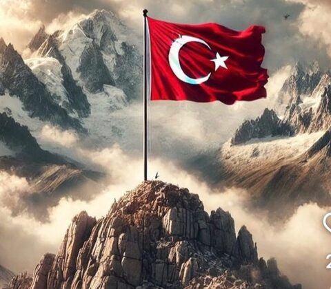 Eczacı Odası Başkanı Kaya’dan Bayrağa Yönelik Saldırıya Sert Tepki