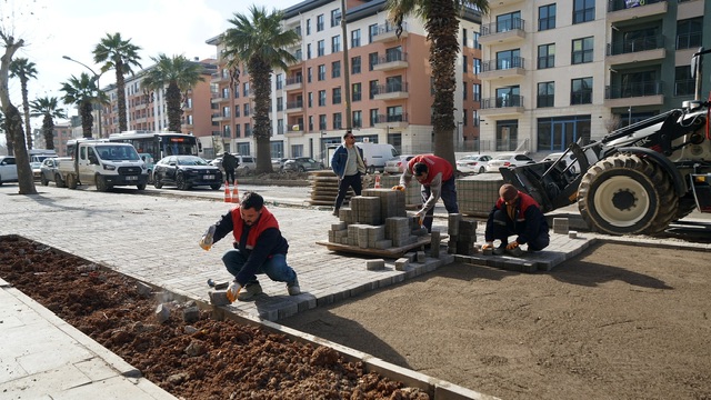Trabzon Bulvarı’nda Altyapısı Tamamlanan Kısımlarda Üstyapıya Başlandı