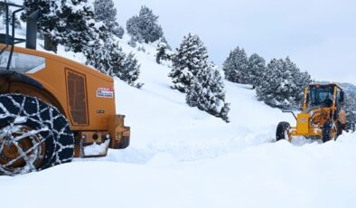 Büyükşehir, Karla Mücadeleyi Koordineli Şekilde Sürdürüyor