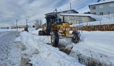 Merkezden Kırsala Büyükşehir’den Kesintisiz Kış Mesaisi