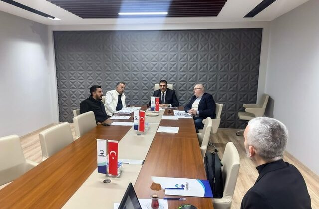 Türkoğlu OSB’de Ocak Ayı Yönetim Kurulu Toplantısı Gerçekleştirildi