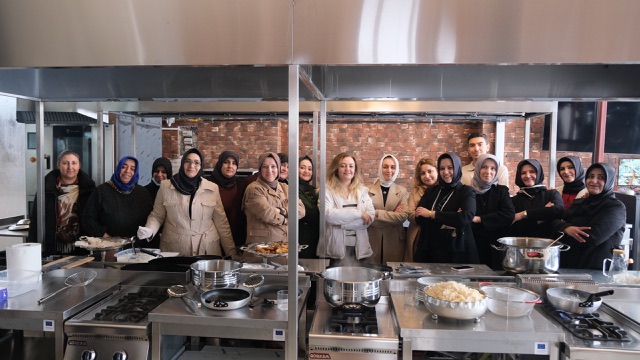 Onikişubat Belediyesi Gastronomi Akademisi’nde‘Çullama’ üzerine workshop düzenlendi