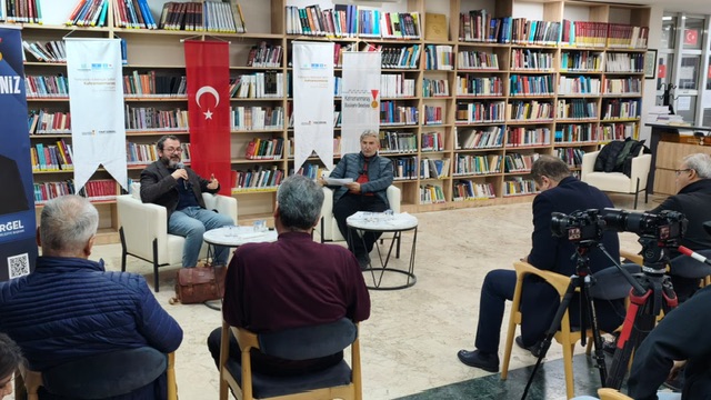 Yazar Köneçoğlu ve Süngü, Sözcüklerin Büyüsünü Edebiyatseverlerle Paylaştı