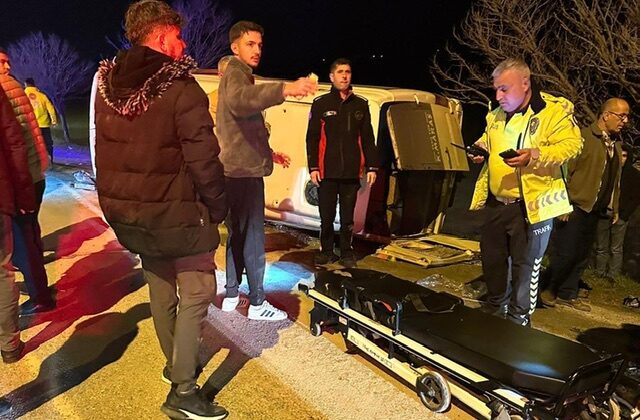 Kahramanmaraş’ta servis aracı devrildi: 10 yaralı