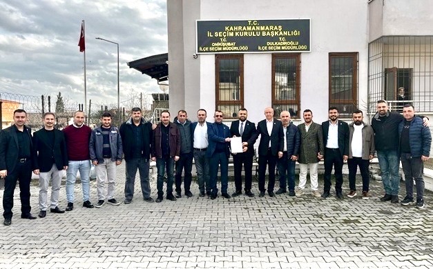 Sandıktan Zaferle Çıktı: Mehmet Akif Dağ Mazbatasını Aldı