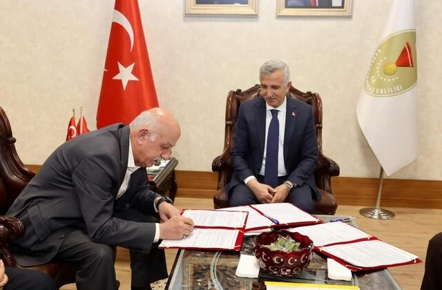 24 Derslikli Erdoğan Gümüşer Ortaokulu’nun Yapım Protokolü İmzalandı