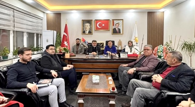 AK Parti Kahramanmaraş Milletvekili Debgici, Kırşehir Teşkilatıyla Bir Araya Geldi