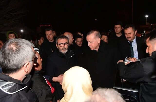 Mahir Ünal: “Bu Millet Yıkılır Ama Dağılmaz”