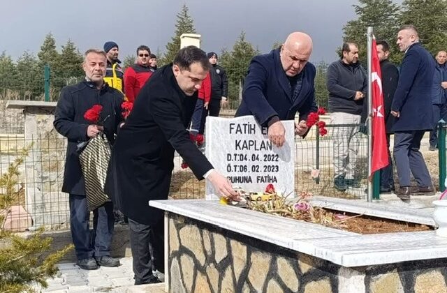 Ekinözü’nde Deprem Şehitleri Dualarla Anıldı