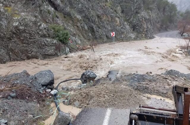 Harun Vicdan: Yoğun Yağışlar Yollarda Hasara Yol Açtı