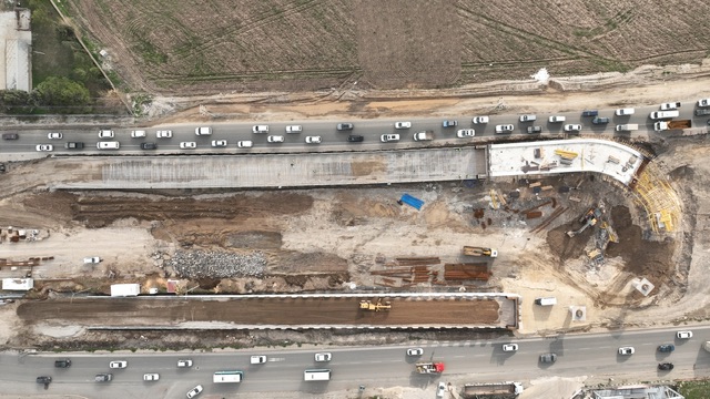 Sanayi Kavşağı İnşaatı Hızla Devam Ediyor