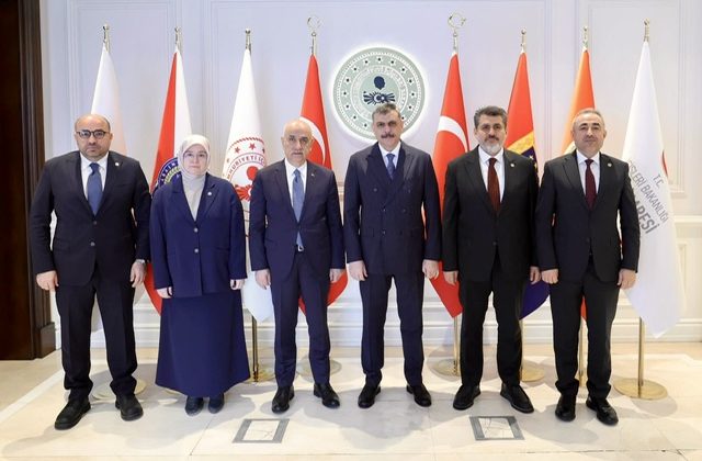 AK Parti Heyetinden İçişleri Bakanlığı’na Ziyaret