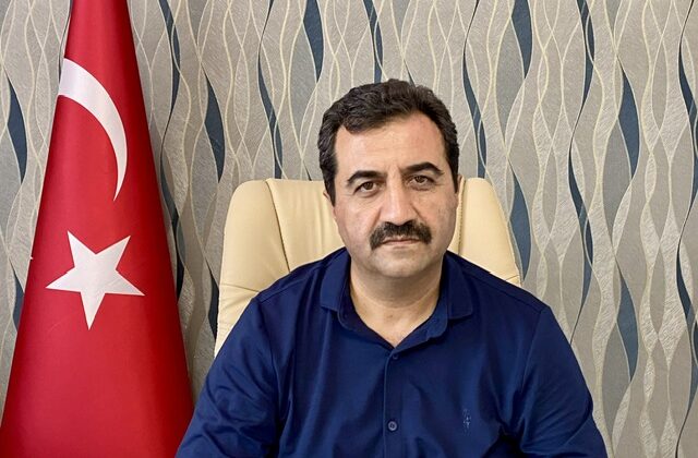 İzomir Yönetim Kurulu Başkanı Zafer Yaşar; “Başta çalışanlarımız ve inşaat sektöründe emek veren kardeşlerimiz olmak üzere İslam dünyasının Berat Kandili’ni tebrik ediyorum”